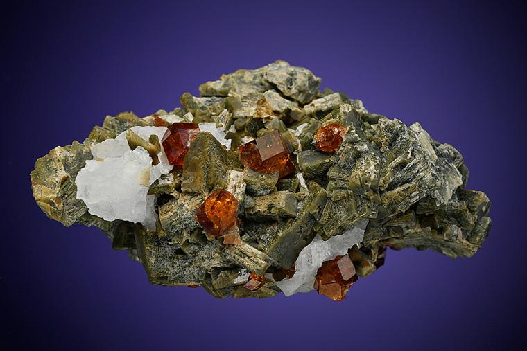 GROSSULAR on DIOPSIDE