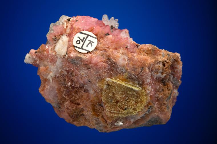 RHODOCHROSITE with QUARTZ and BARITE