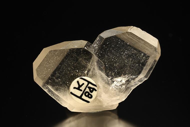 QUARTZ (Japan-law twin)