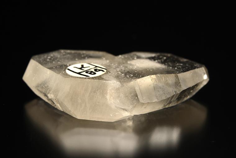 QUARTZ (Japan-law twin)