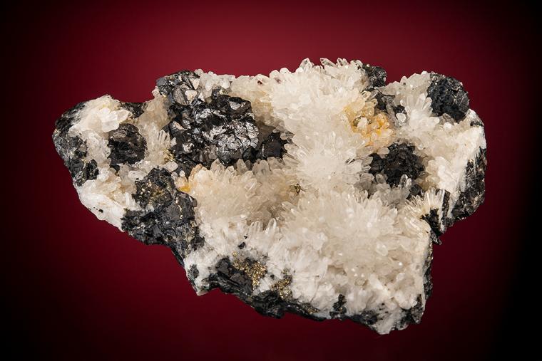 SPHALERITE on QUARTZ