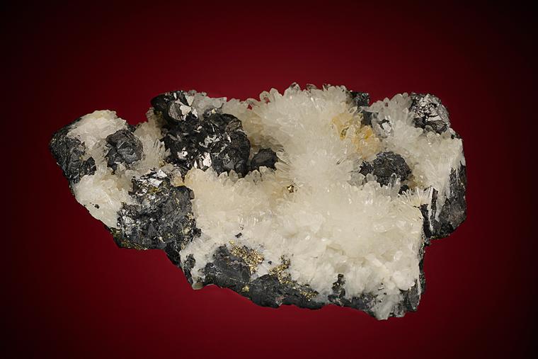 SPHALERITE on QUARTZ