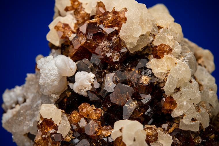 PREHNITE on GROSSULAR