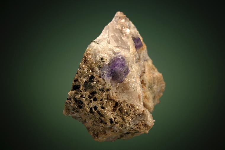 FLUORAPATITE with QUARTZ and COOKEITE