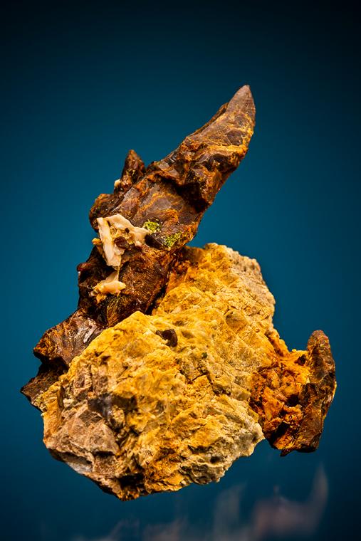 PARISITE-(Ce) (repaired)