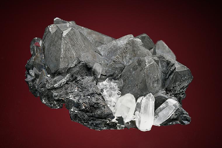 TETRAHEDRITE with QUARTZ