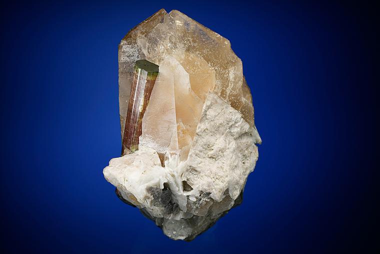 ELBAITE on QUARTZ