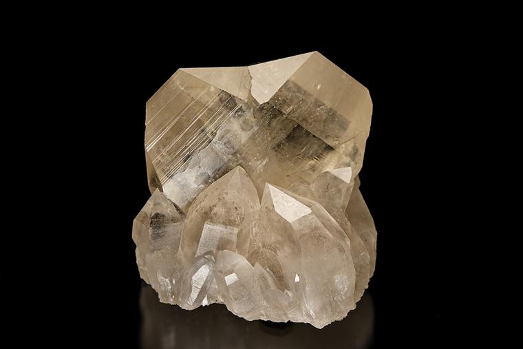 QUARTZ (Japan-law twin)