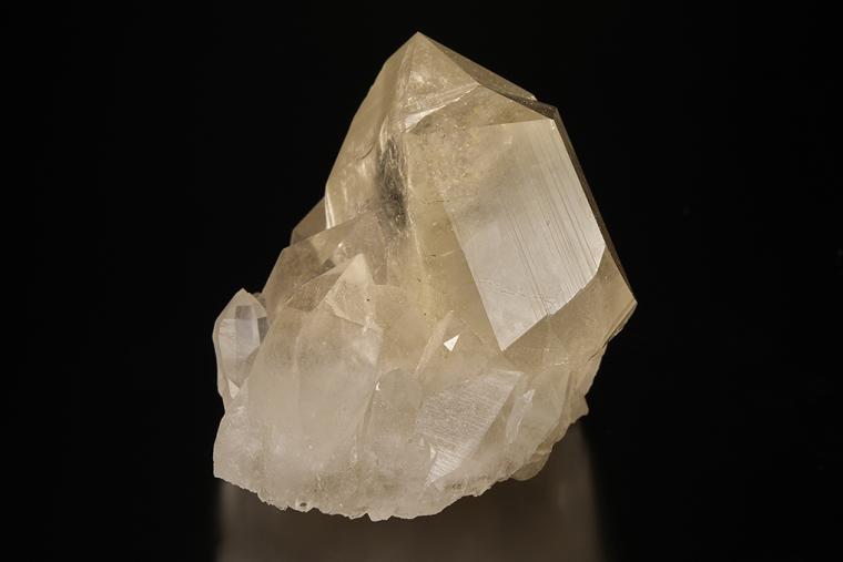 QUARTZ (Japan-law twin)