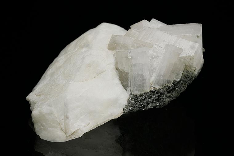 APOPHYLLITE
