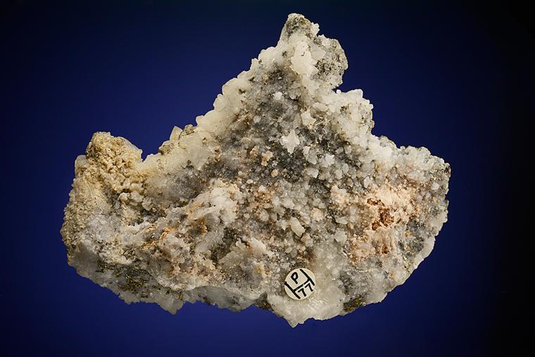 SPHALERITE with CHALCOPYRITE and PYRITE on QUARTZ