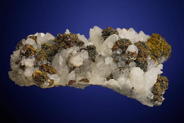 SPHALERITE with CHALCOPYRITE and PYRITE on QUARTZ