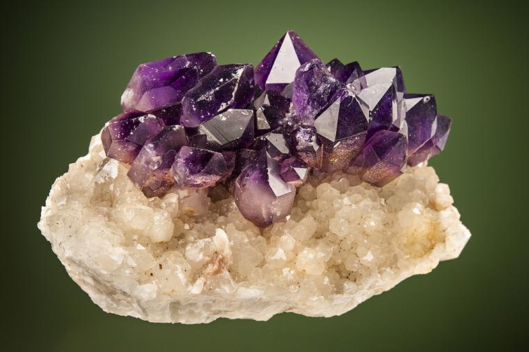 QUARTZ var. Amethyst