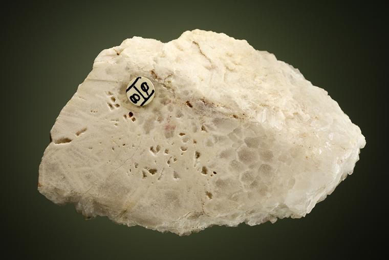 QUARTZ var. Amethyst