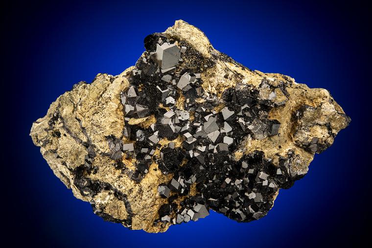 ANDRADITE var. Melanite