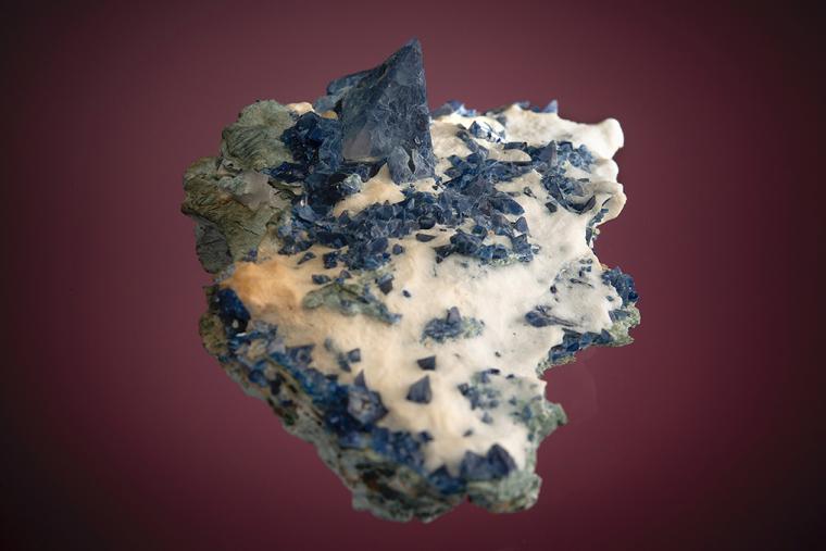 BENITOITE