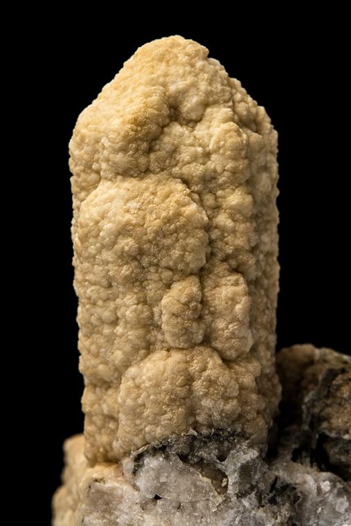 QUARTZ var. Chalcedony after ARAGONITE