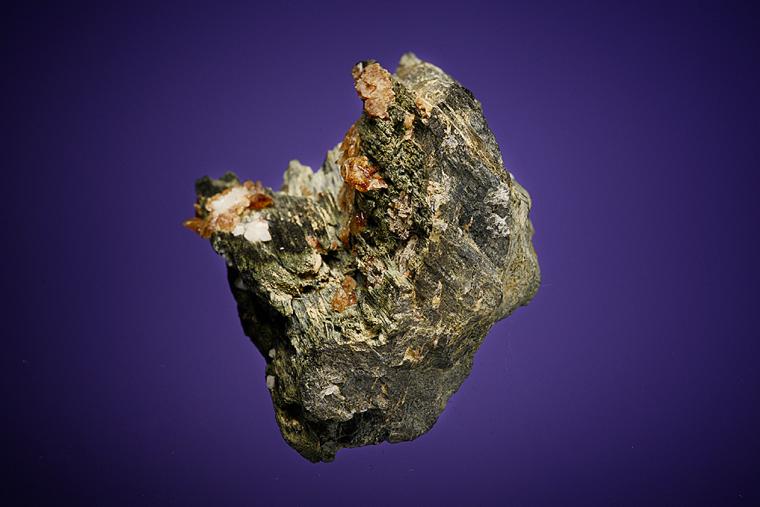 TITANITE on ACTINOLITE
