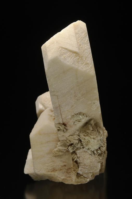 MICROCLINE (Baveno twin) (repaired)