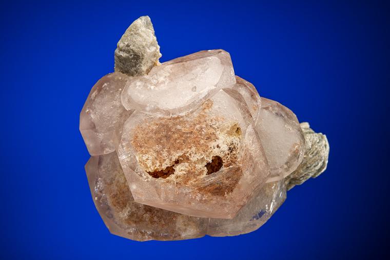 BERYL var. Morganite with MUSCOVITE