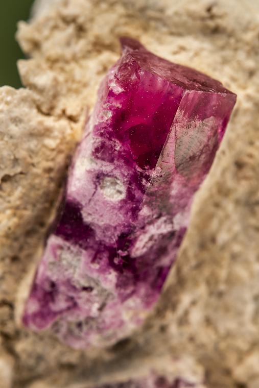 BERYL var. Red BERYL