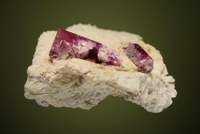 BERYL var. Red BERYL
