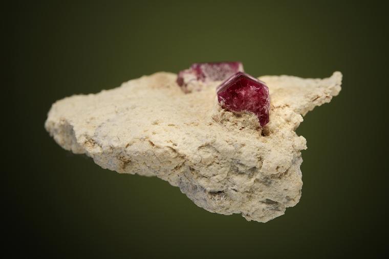 BERYL var. Red BERYL