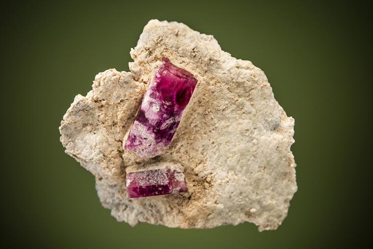 BERYL var. Red BERYL