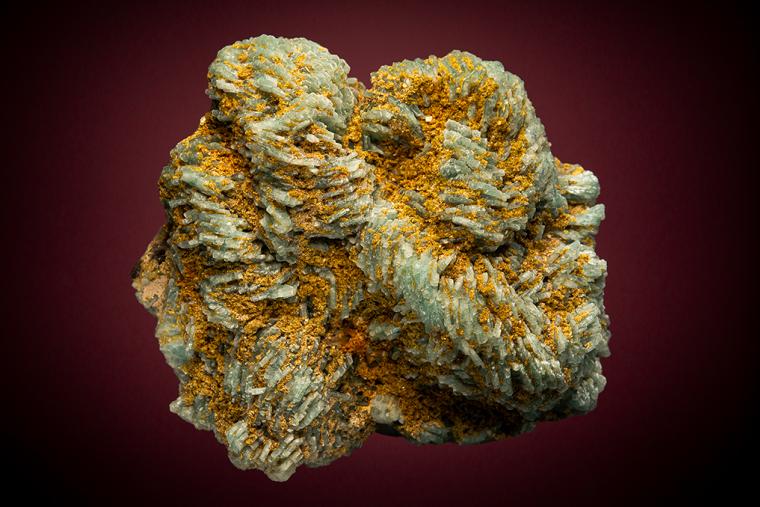 ALBITE var. Cleavelandite