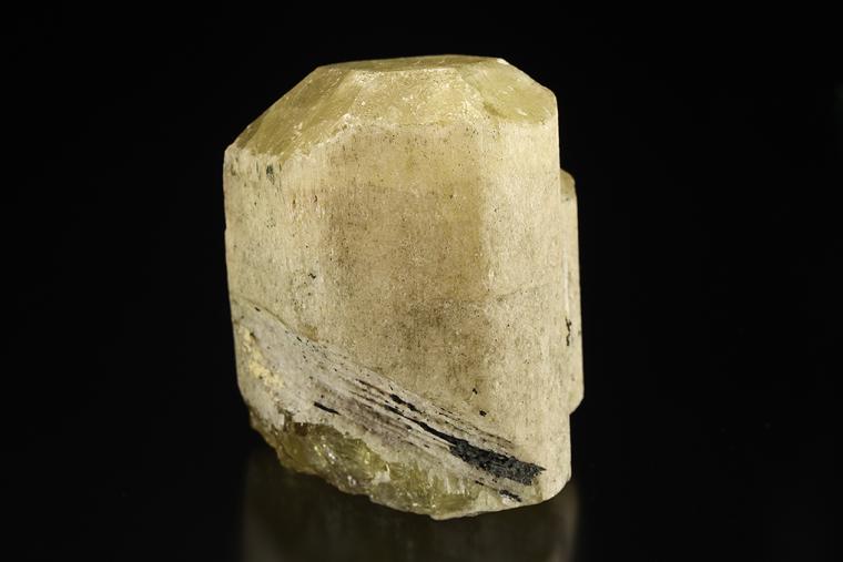 FLUORAPATITE