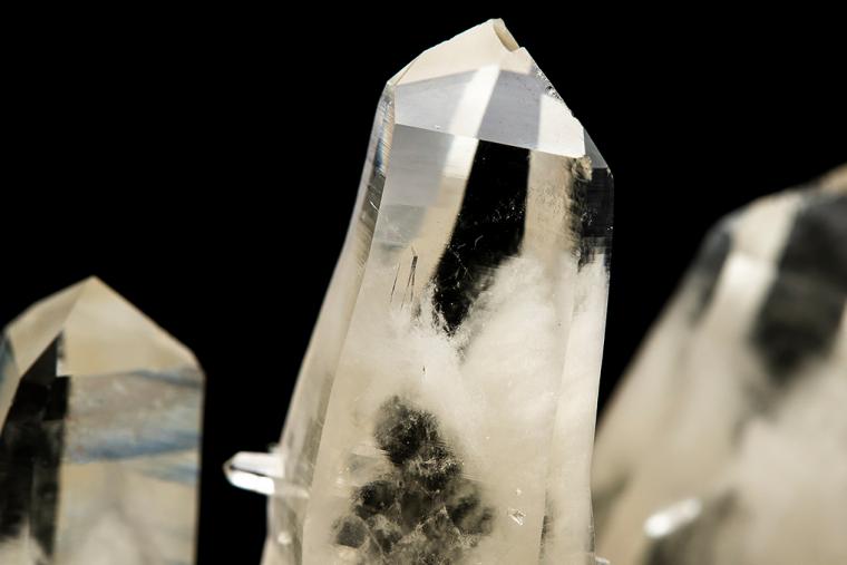 QUARTZ (Japan-law twin)