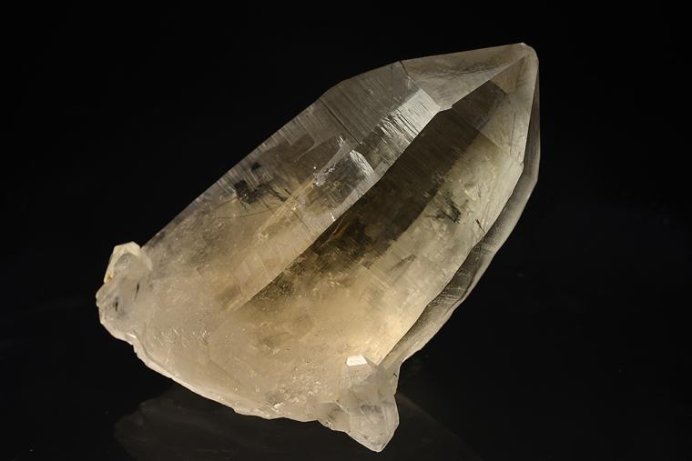 QUARTZ with Tourmaline inclusions