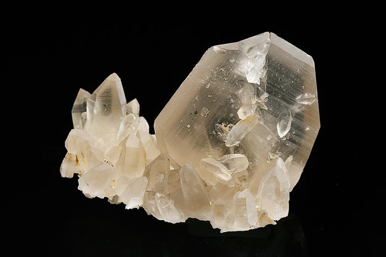 QUARTZ (Japan-law twin)