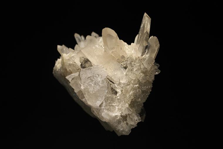 QUARTZ (Japan-law twin)