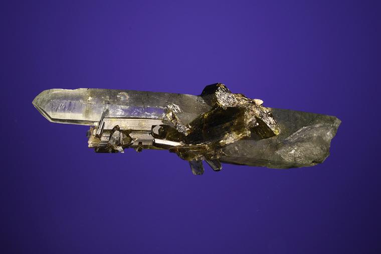 EPIDOTE on QUARTZ