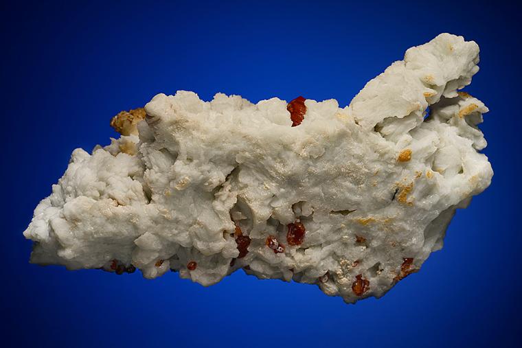 SPESSARTINE on ALBITE var. Cleavelandite