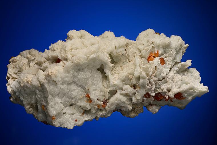 SPESSARTINE on ALBITE var. Cleavelandite