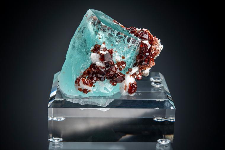 BERYL var. Aquamarine with SPESSARTINE