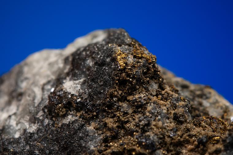 GOLD with PYRITE, GALENA, PETZITE and HESSITE