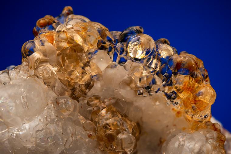 OPAL var. Hyalite