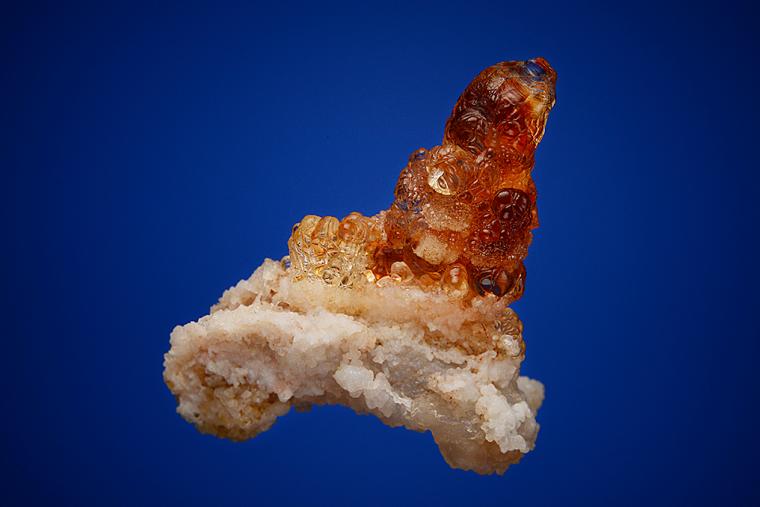 OPAL var. Hyalite