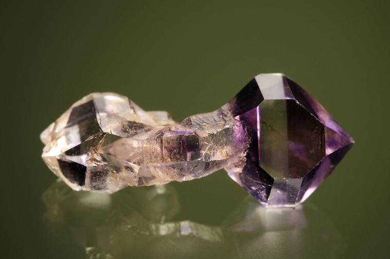 QUARTZ var. Amethyst