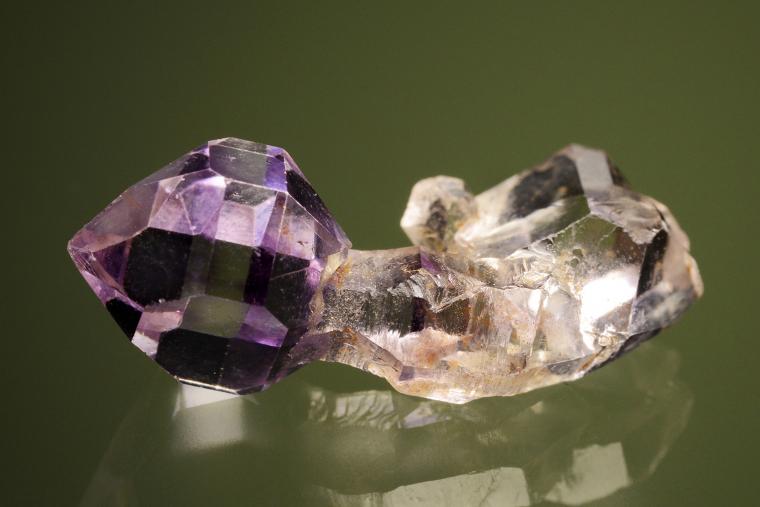 QUARTZ var. Amethyst