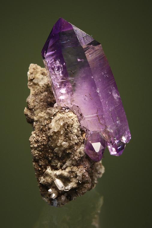 QUARTZ var. Amethyst