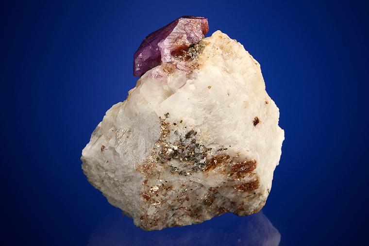 CORUNDUM var. RUBY