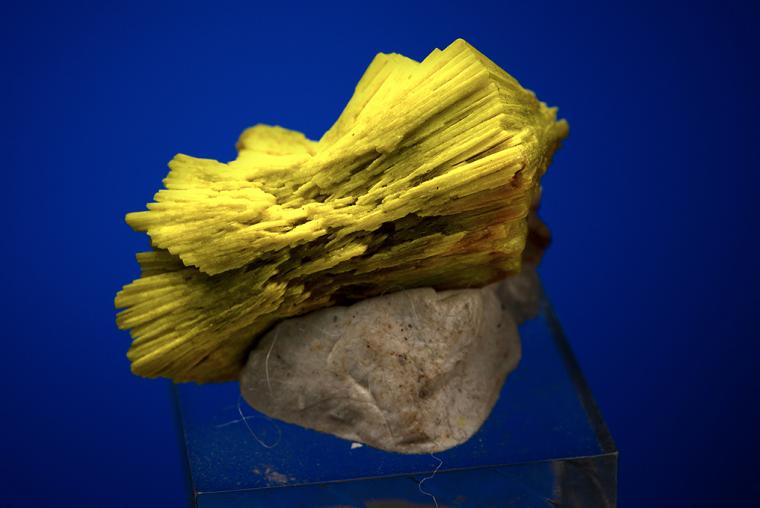 META-AUTUNITE
