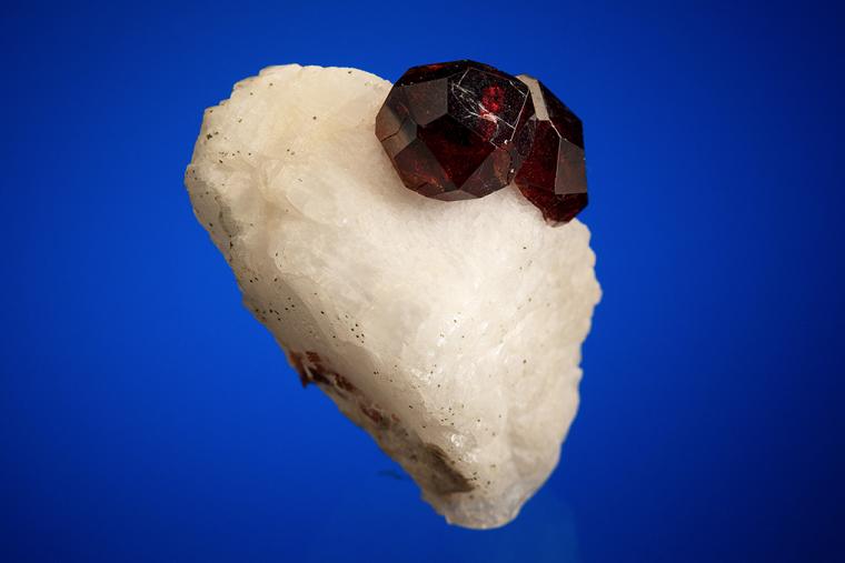 SPESSARTINE on ALBITE