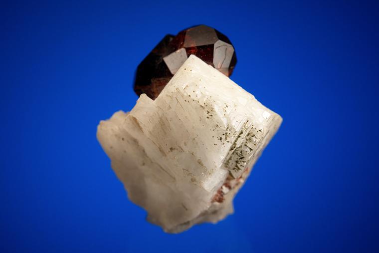 SPESSARTINE on ALBITE