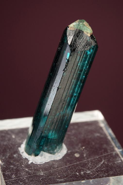 ELBAITE var. Indicolite