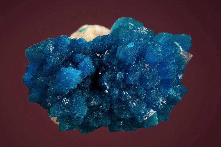 CAVANSITE